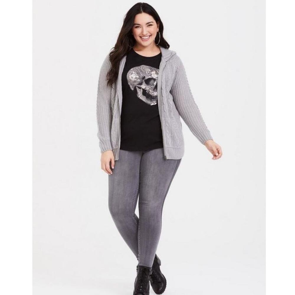 TORRID Gray Cable Knit Zip-Up Hooded Cardigan Sweater Size 1 (1X)